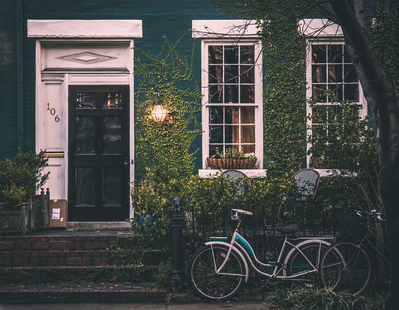 front view of a vintage home