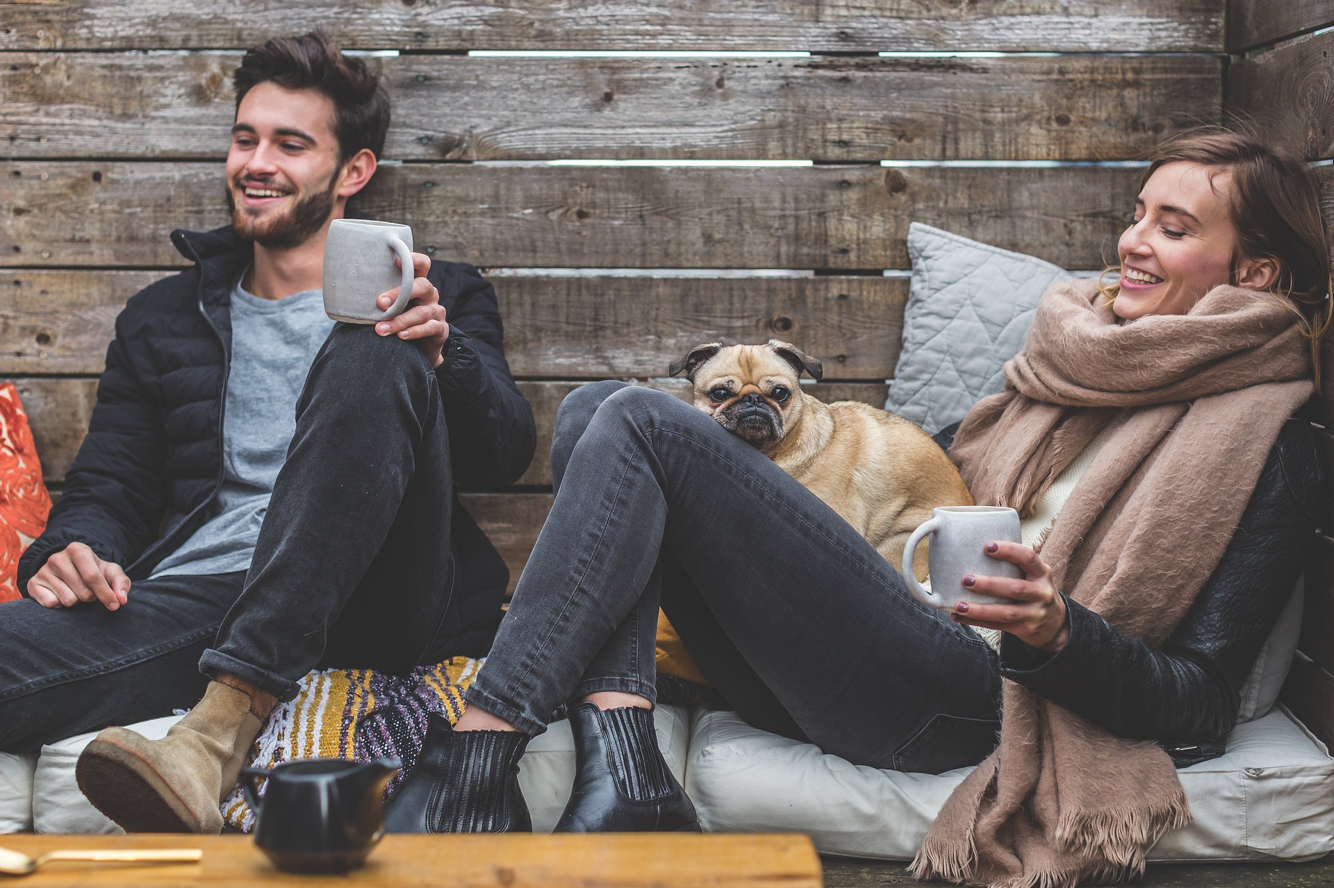 couple relaxing in chairs