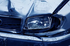 car with broken headlight